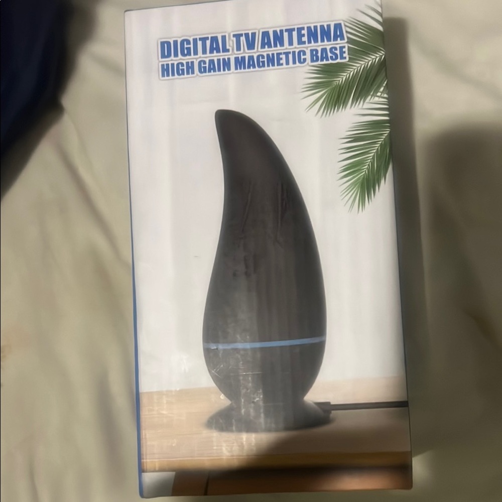 Black Networking Booster Antenna for Enhanced Signal